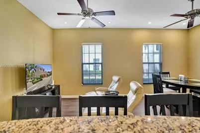 823 NW 82nd Ln, Boca Raton, FL 33487 - Photo 17