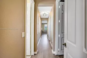 823 NW 82nd Ln, Boca Raton, FL 33487 - Photo 63