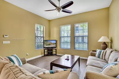 823 NW 82nd Ln, Boca Raton, FL 33487 - Photo 39