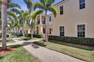 823 NW 82nd Ln, Boca Raton, FL 33487 - Photo 11