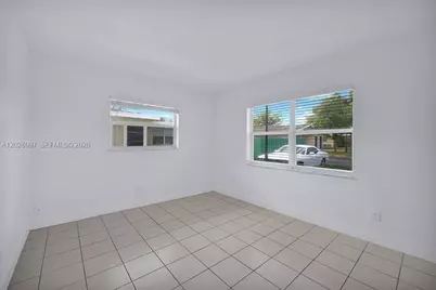 631 SW Kathy Ct, Margate, FL 33068 - Photo 25