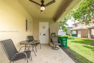 5955 London Ln, Tamarac, FL 33321 - Photo 23