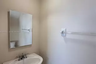 8528 SW 166th Pl, Miami, FL 33193 - Photo 15