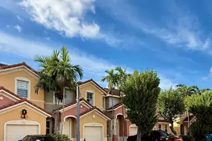 8528 SW 166th Pl, Miami, FL 33193 - Photo 3