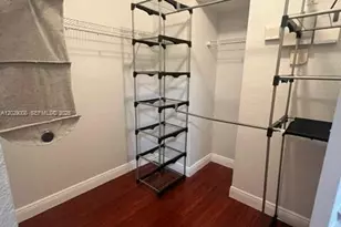 8258 NW 108th Pl, Doral, FL 33178 - Photo 23