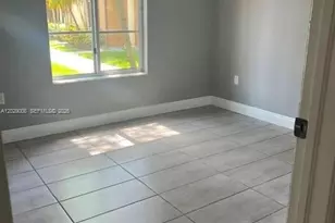 8258 NW 108th Pl, Doral, FL 33178 - Photo 7