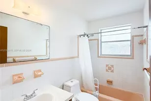 1401 Grant St, Hollywood, FL 33020 - Photo 3