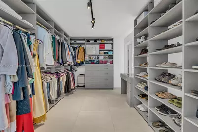 1450 Brickell Bay Dr #1815, Miami, FL 33131 - Photo 23