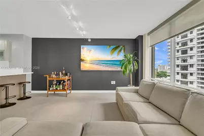 1450 Brickell Bay Dr #1815, Miami, FL 33131 - Photo 17