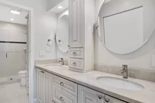349 NW 94th Terrace, Plantation, FL 33324 - Photo 7