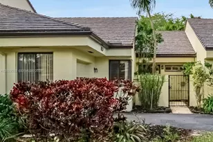 349 NW 94th Terrace, Plantation, FL 33324 - Photo 5