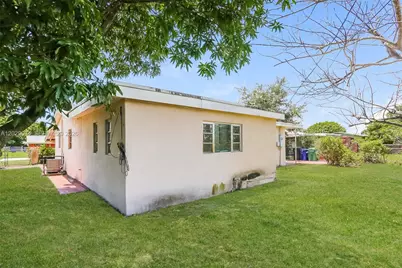 731 NW 175th Dr, Miami Gardens, FL 33169 - Photo 15