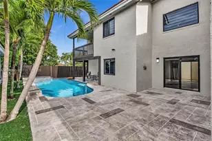 17532 NW 61st Ct N, Hialeah, FL 33015 - Photo 41