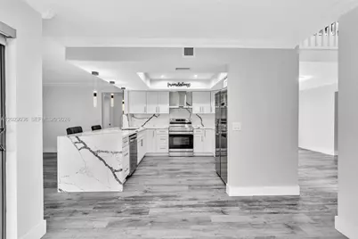 17532 NW 61st Ct N, Hialeah, FL 33015 - Photo 21