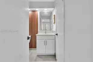 17532 NW 61st Ct N, Hialeah, FL 33015 - Photo 51
