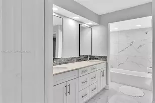 17532 NW 61st Ct N, Hialeah, FL 33015 - Photo 71