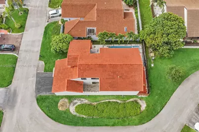 17532 NW 61st Ct N, Hialeah, FL 33015 - Photo 83