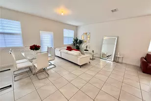 2462 NW 131st Cir, Miami, FL 33167 - Photo 7