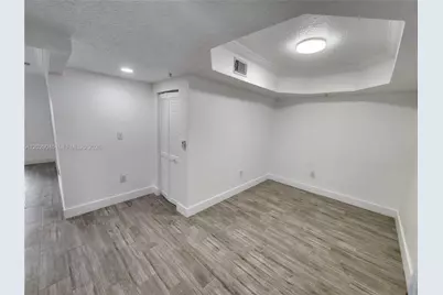 215 SW 117th Ter #14101, Pembroke Pines, FL 33025 - Photo 7