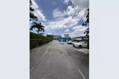 6620 W Flagler St, Miami, FL 33144 - Photo 1