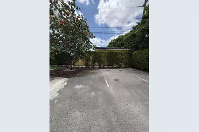 6620 W Flagler St, Miami, FL 33144 - Photo 13