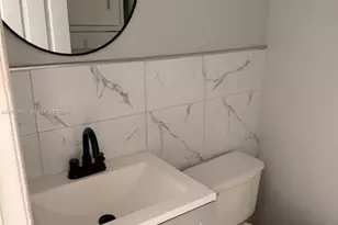 2512 NW 52nd Ave, Lauderhill, FL 33313 - Photo 5
