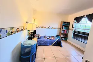5267 NW 186th Ln, Miami Gardens, FL 33055 - Photo 7
