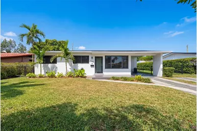 680 W 50th Pl, Hialeah, FL 33012 - Photo 1