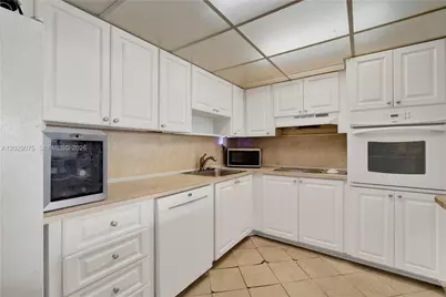 19390 Collins Ave #1419, Sunny Isles Beach, FL 33160 - Photo 19