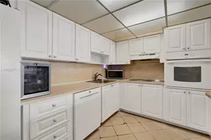 19390 Collins Ave, Sunny Isles Beach, FL 33160 - Photo 19