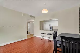 19390 Collins Ave, Sunny Isles Beach, FL 33160 - Photo 11