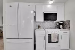 4905 NW 47th Ave, Tamarac, FL 33319 - Photo 15