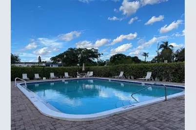 6501 Winfield Blvd #A-26, Margate, FL 33063 - Photo 17