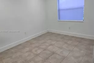 6515 W 26th Dr, Hialeah, FL 33016 - Photo 15