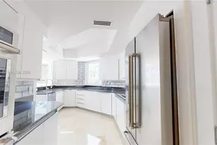 21050 NE 38th Ave, Aventura, FL 33180 - Photo 25