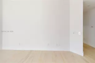 21050 NE 38th Ave, Aventura, FL 33180 - Photo 31