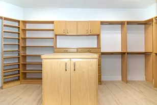21050 NE 38th Ave, Aventura, FL 33180 - Photo 37