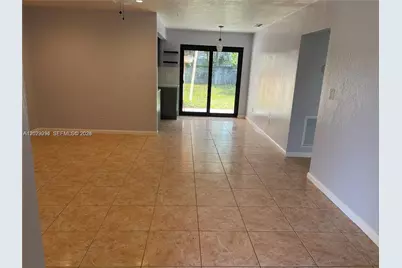 1220 NE 116th St #1222, Miami, FL 33161 - Photo 5