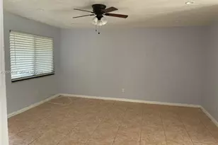1220 NE 116th St, Miami, FL 33161 - Photo 13