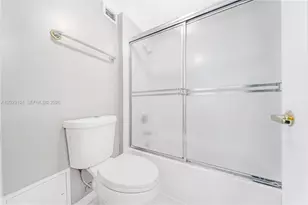 2301 Collins Ave, Miami Beach, FL 33139 - Photo 21