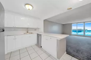 2301 Collins Ave, Miami Beach, FL 33139 - Photo 17