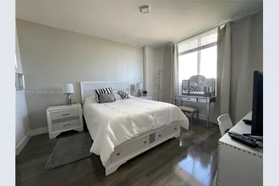 18800 NE 29th Ave #1004, Aventura, FL 33180 - Photo 7