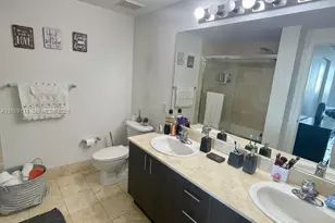 2475 Brickell Ave, Miami, FL 33129 - Photo 13