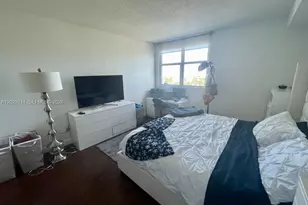 2475 Brickell Ave, Miami, FL 33129 - Photo 11