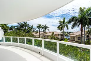 21050 NE 38th Ave, Aventura, FL 33180 - Photo 5