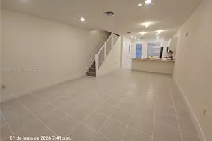 6453 NW 102nd Path, Doral, FL 33178 - Photo 5