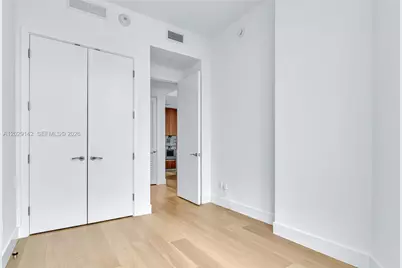 175 SE 25 Rd #1103, Miami, FL 33129 - Photo 13