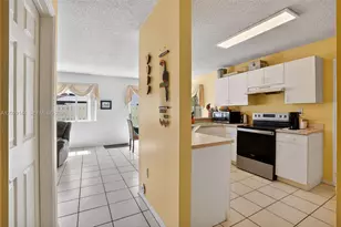 9633 SW 163rd Ct, Miami, FL 33196 - Photo 11