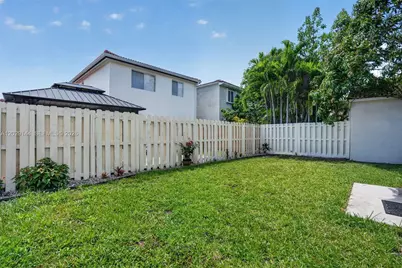 9633 SW 163rd Ct, Miami, FL 33196 - Photo 17