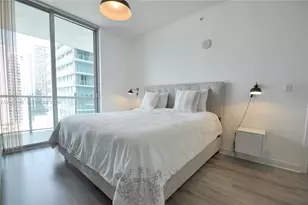 79 SW 12th St, Miami, FL 33130 - Photo 5